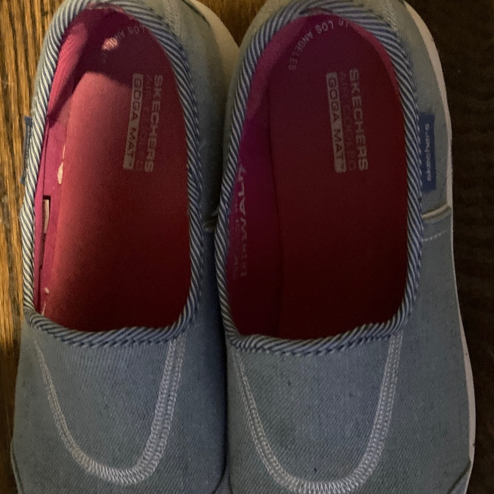 Skechers Denim Blue Slip-On Sneaker Air cooled Goga mat - Picture 5 of 5